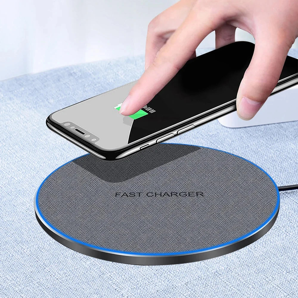 Ultra-Thin Fast Wireless Charger Pad for Samsung Galaxy S24 S23 S22 iPhone 15 14 13 Pro Max Wireless Induction Charging Station